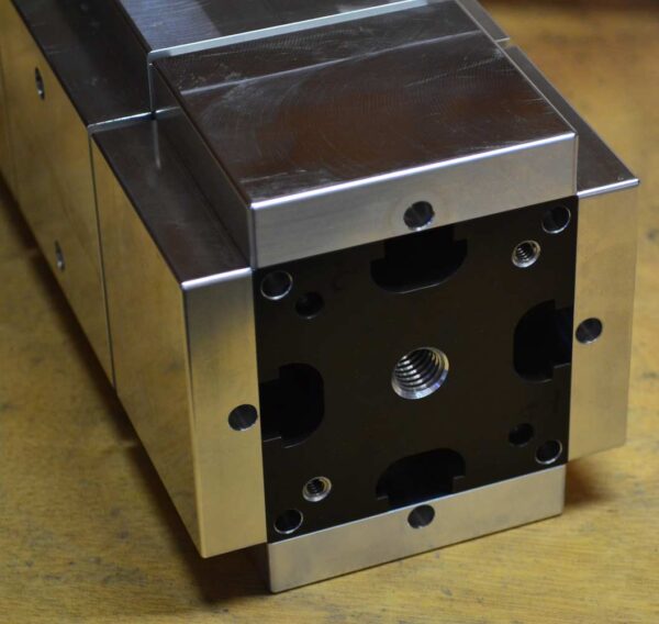 3x8-double-station-production-vise-end-2 2x8-double-station-production-vise-end-2